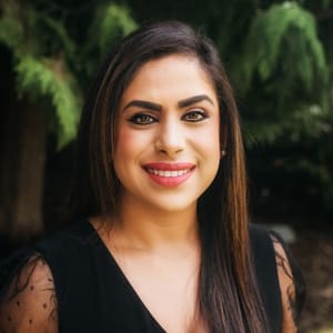 Riya Paranthan, OD