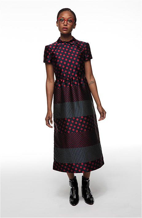 Hue du Jour
THE TREND: Red, as an Accent Color or Allover Hue
SHOWN: l.a.Eyeworks Fado (shown in the Fire Ant colorway) features pentagonal shaping to accent the brow and shape the cheekbone.