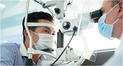 Here is a patient preparing for applanation tonometry.DragonImages/stock.adobe.com