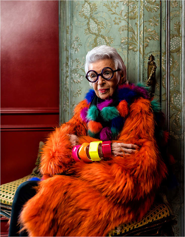 Iris Apfel in model Guru.