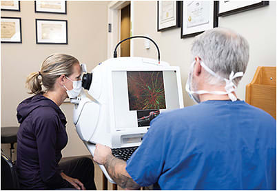 Darrin Landry uses the Cirrus HD-OCT to take OCT angiography (OCT-A) images.