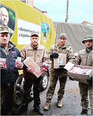 Soldiers receiving BleedStop donation in Mykolaiv 1 week later. Image courtesy: Emil William Chynn, MD, FACS, MBA