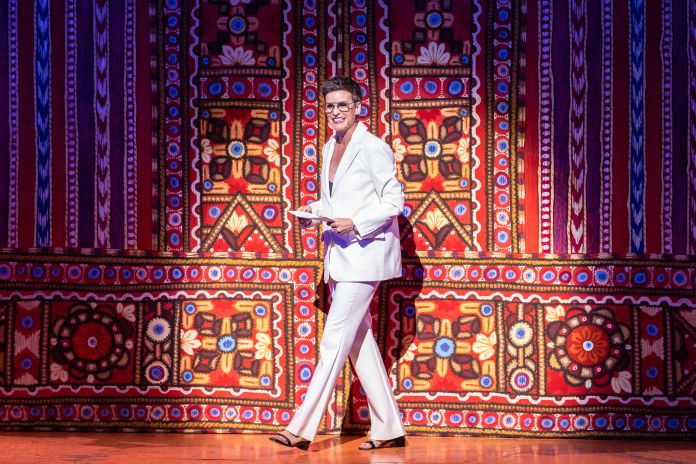 20-Broadway-Backwards-2022-photo-by-Rebecca-J-Michelson-Jenn Colella_26