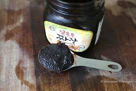 Chunjang (Korean Black Bean Paste)