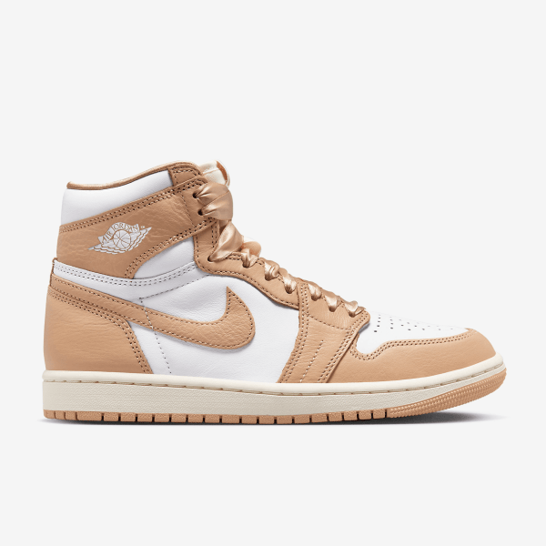 https://res.cloudinary.com/brokenchains/image/upload/c_scale,h_600,q_auto:best,w_600/FN6622-201-air-jordan-1-retro-high-og-praline-lateral-derecho-01.png