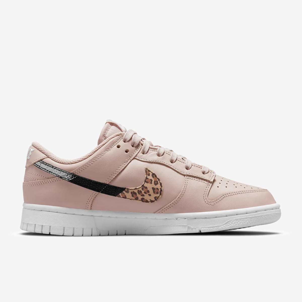 Tenis Nike Dunk Low SE para mujer | Broken Chains