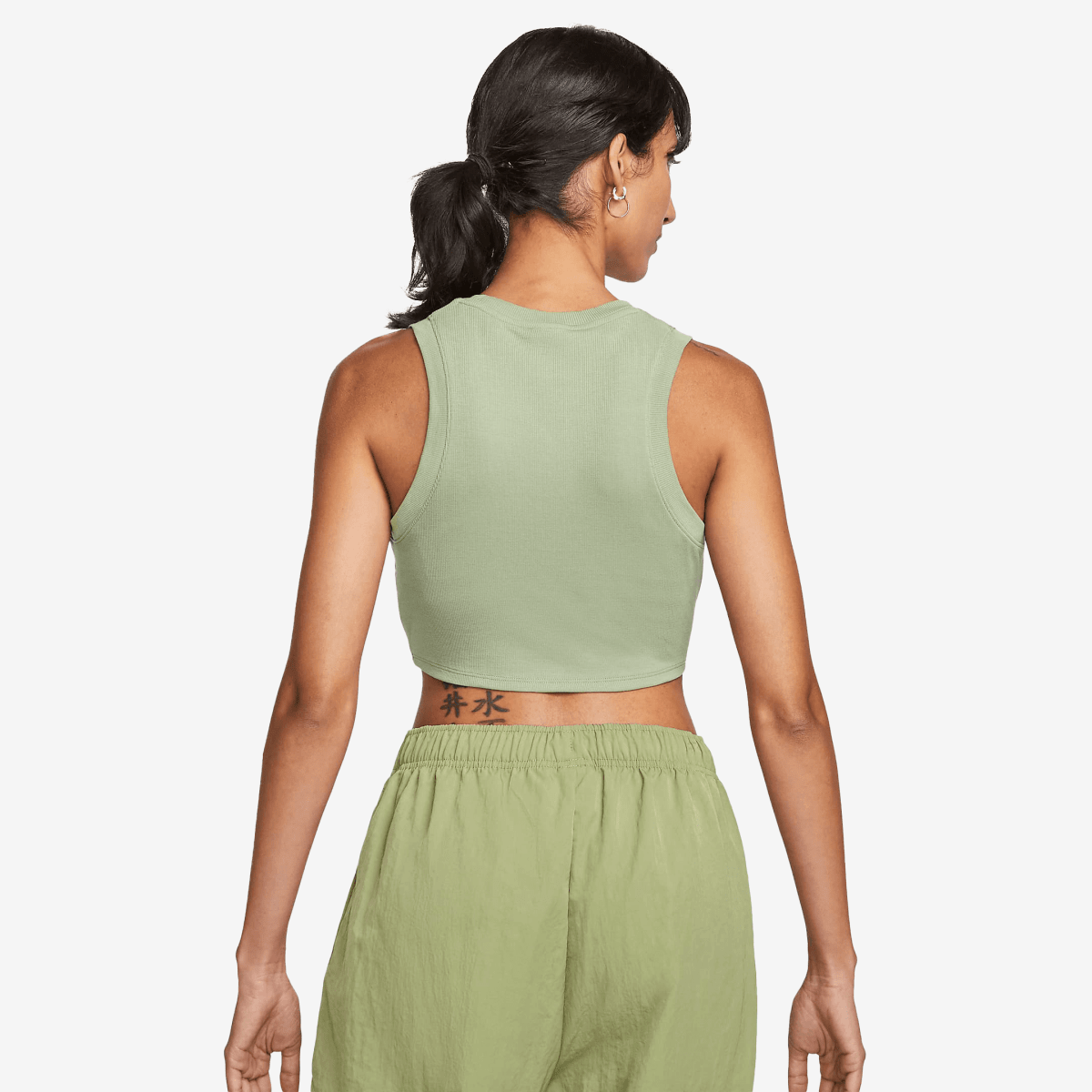 falda con elástico en la cintura