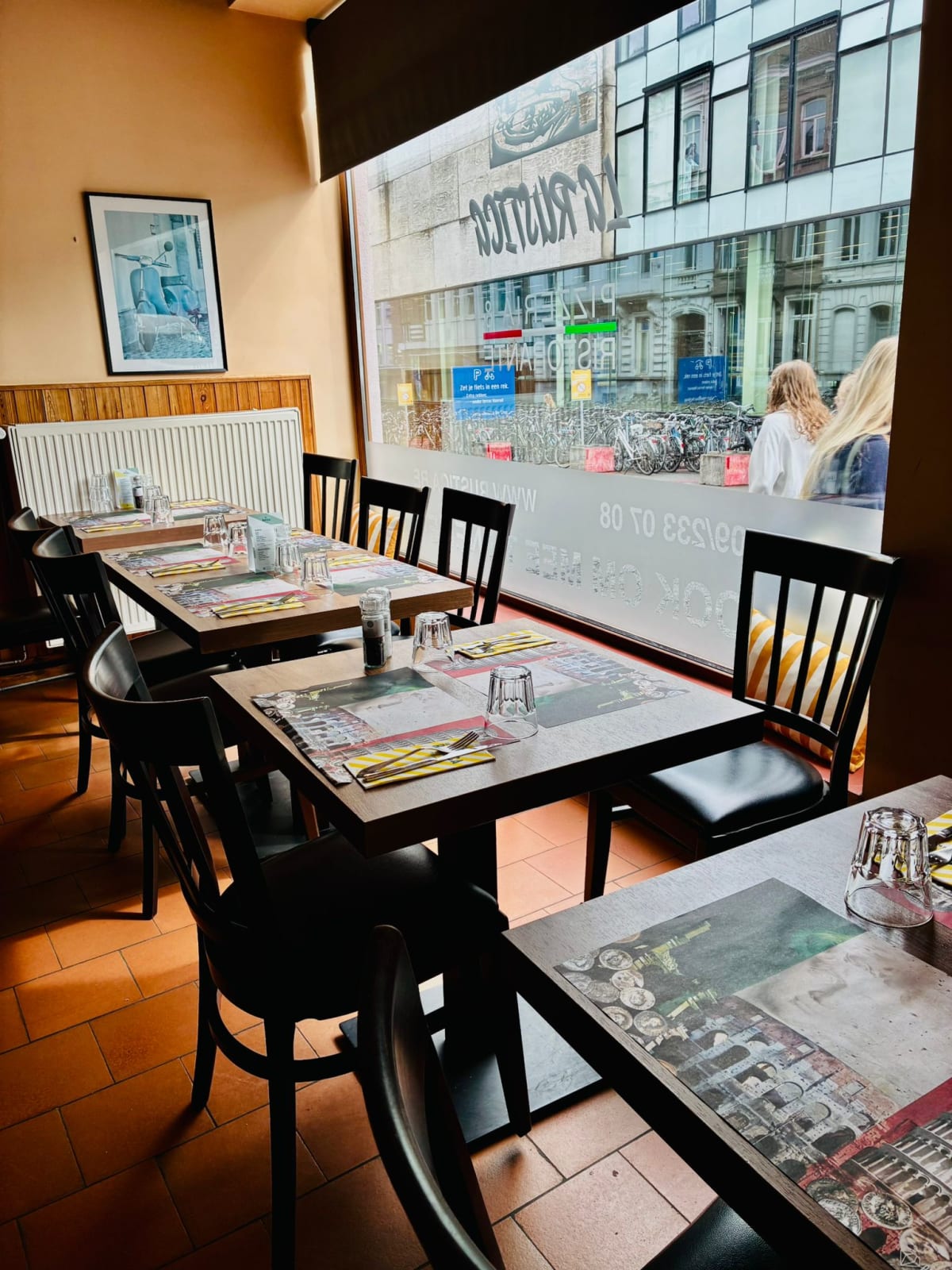 La Rustica in Kunstenkwartier, Ghent