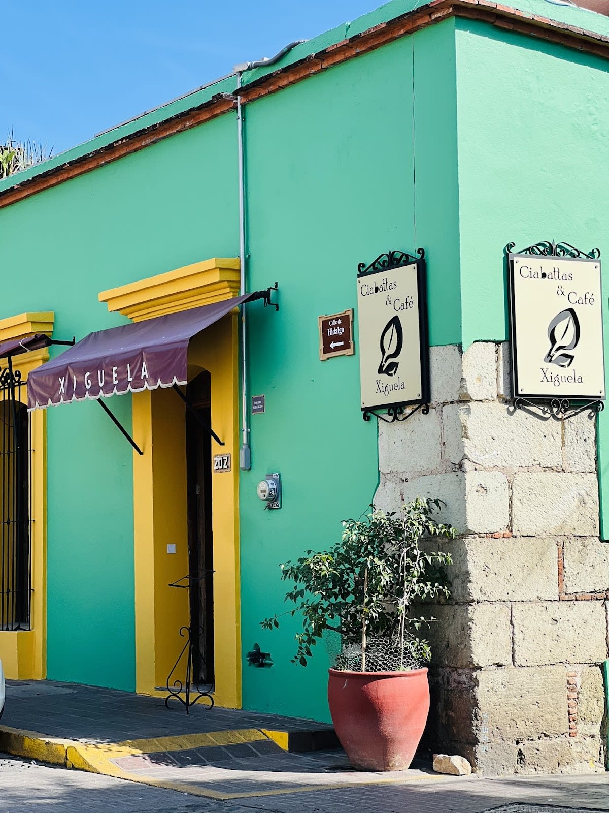 Xiguela Café in Barrio de Jalatlaco, Oaxaca