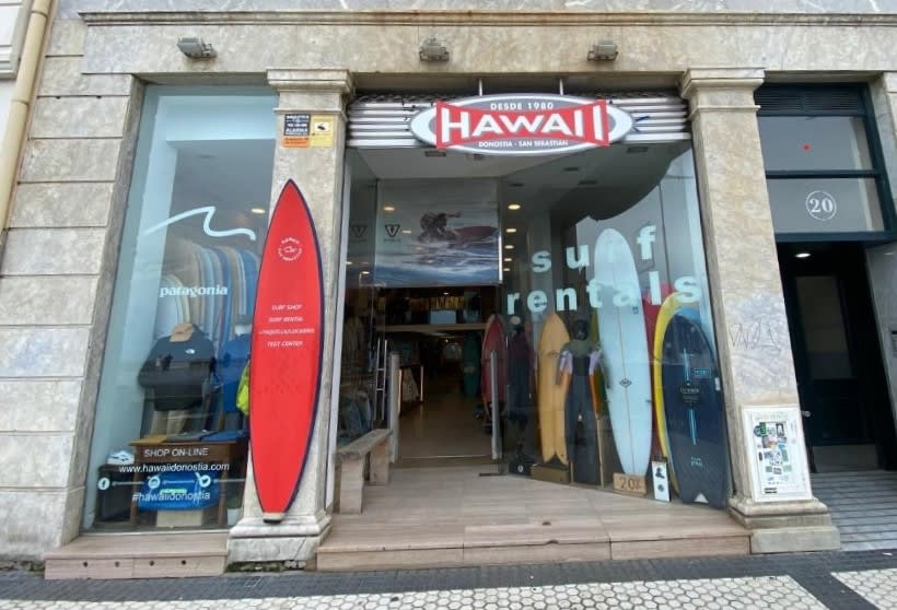 Hawaii Donostia in Gros, San Sebastián
