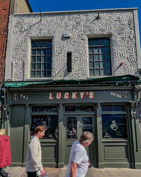 Lucky's