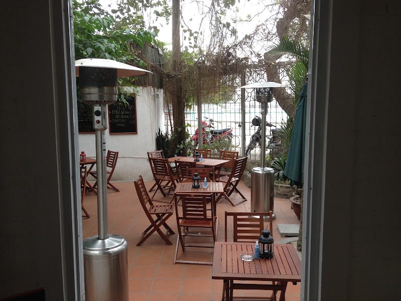 Cousins Restaurant