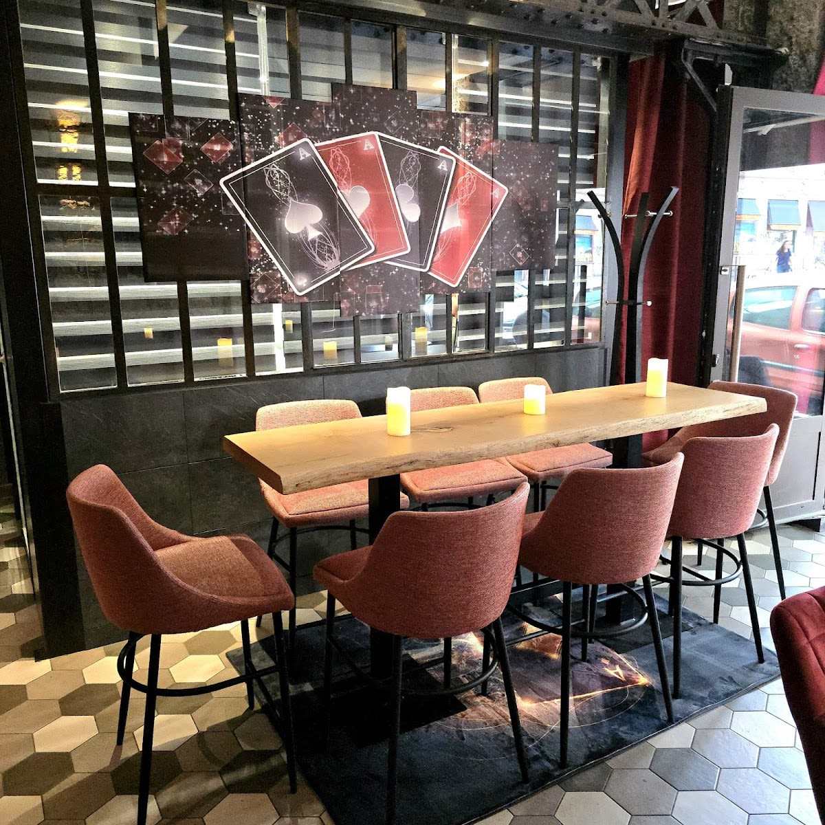 Magic N' Bar