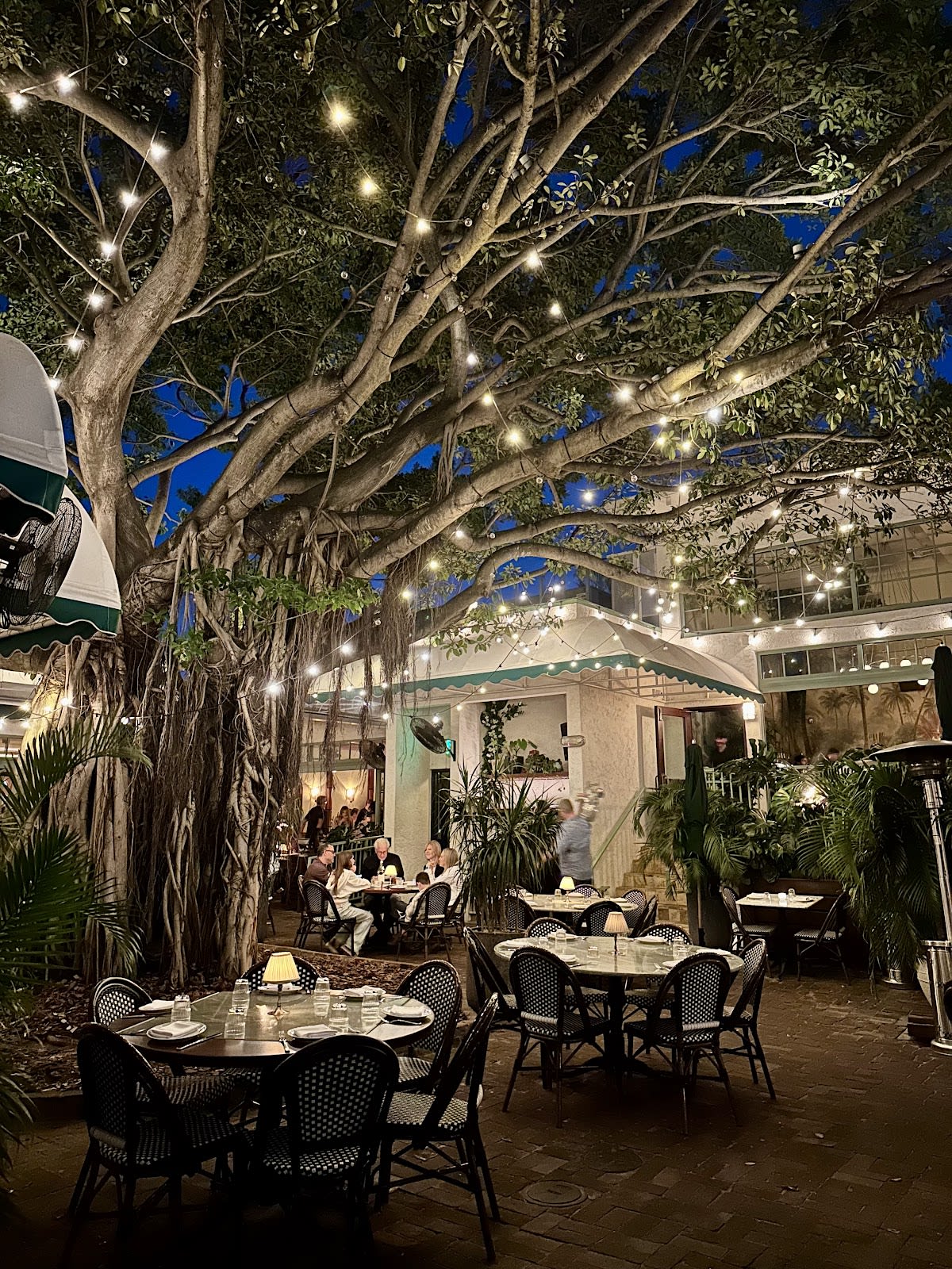 Sunny’s Steakhouse