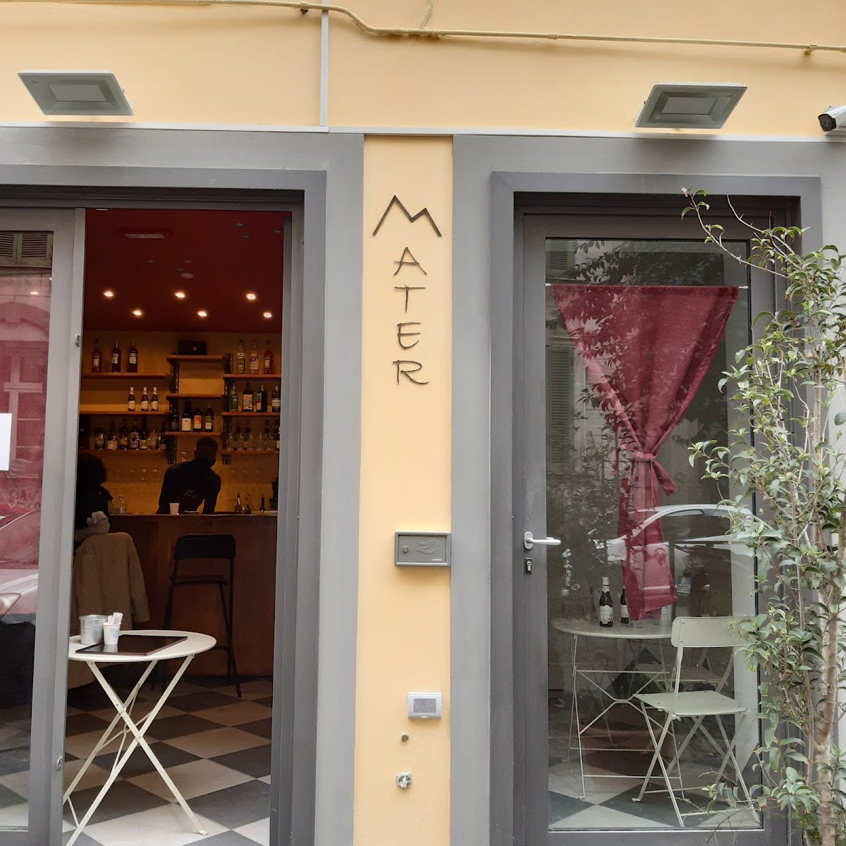 Mater Winebar