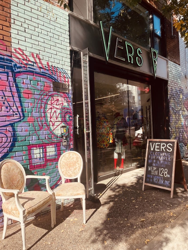VERS :: Clothing for People