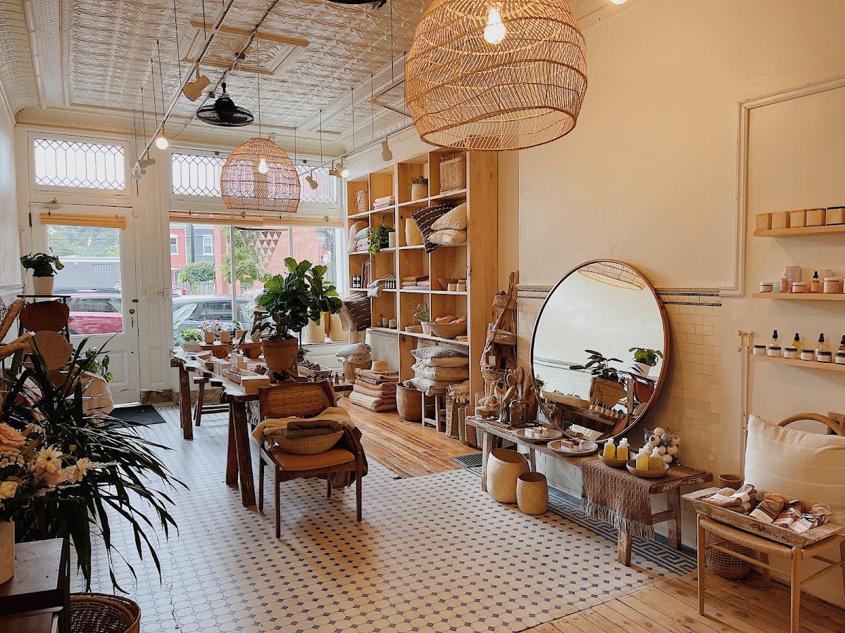 Alma Mercantile