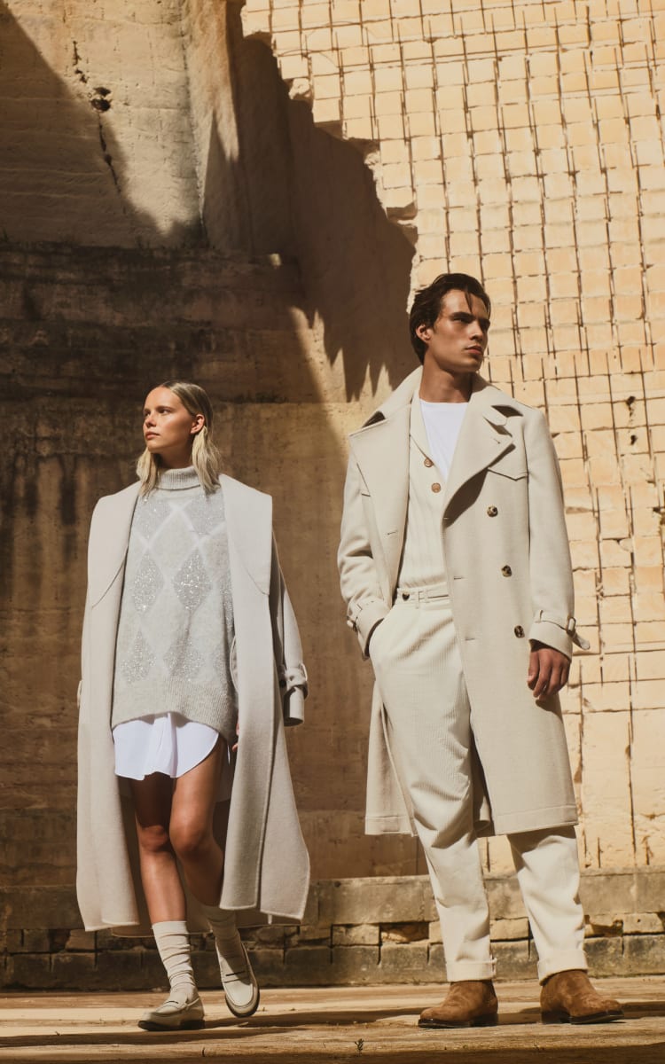 Brunello Cucinelli ブルネロクチネリ 発し パンツハンガー2本セット Brunello Cucinelli ブルネロクチネリ 発し パンツハンガー2本セット