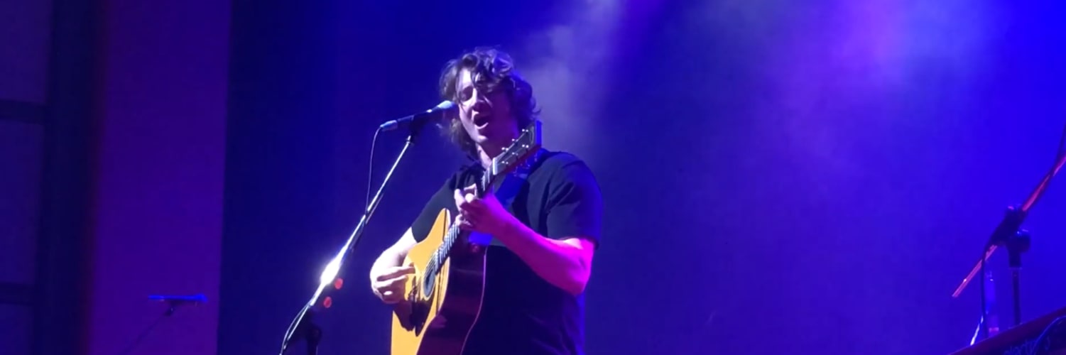 Dean Lewis