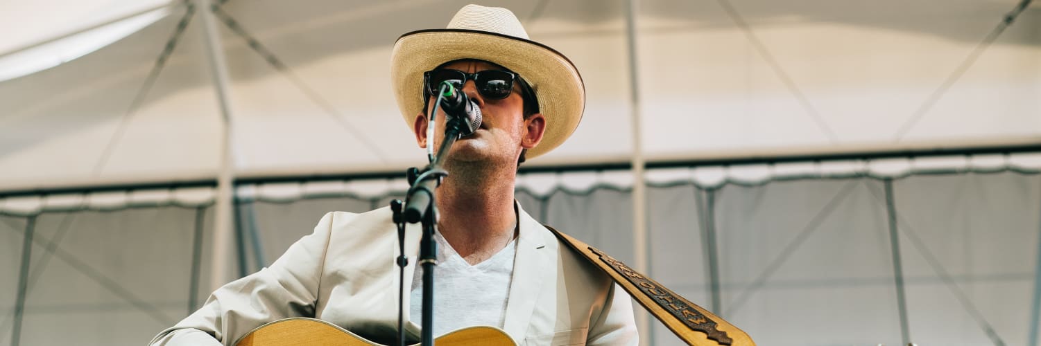 Sam Outlaw