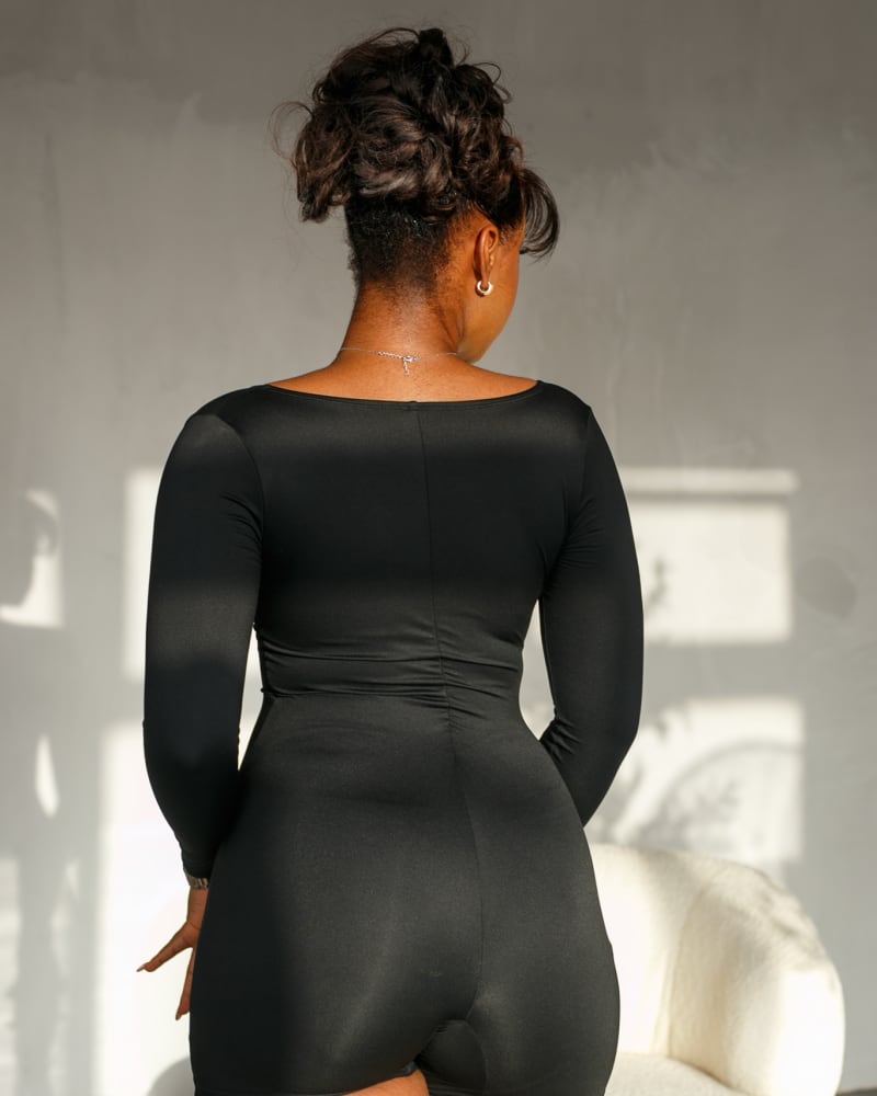 001 - Long sleeve compression bodysuit