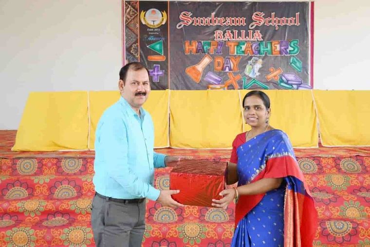 Teachers’ Day — the student-led programme at Sunbeam School Ballia — photograph 3 of 42