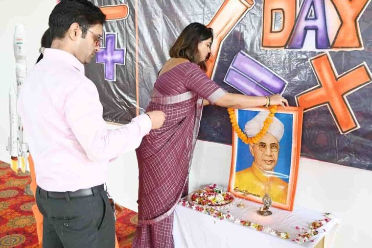 Teachers’ Day — the student-led programme at Sunbeam School Ballia — photograph 8 of 42