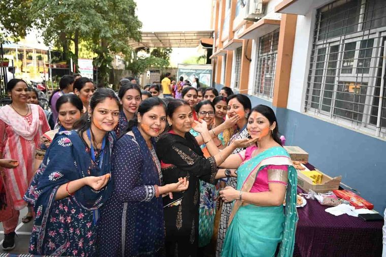 Holi at Sunbeam School Ballia — photograph 2 of 9