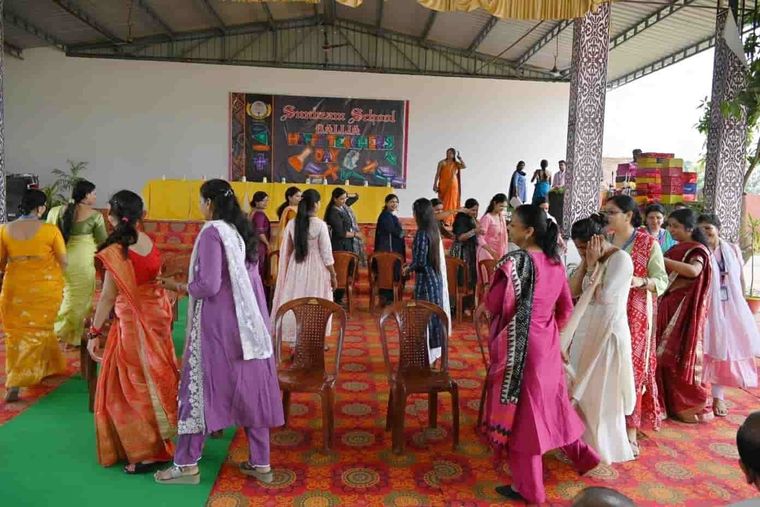 Teachers’ Day — the student-led programme at Sunbeam School Ballia — photograph 10 of 42