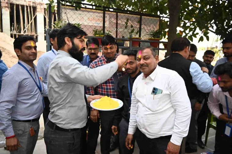Holi at Sunbeam School Ballia — photograph 8 of 9