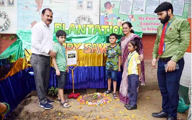 Sawan at Sunbeam School Ballia — photograph 13 of 14