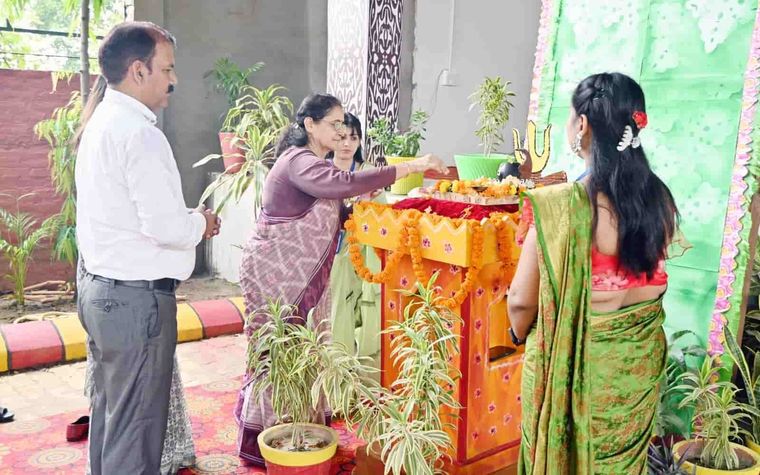 Sawan at Sunbeam School Ballia — photograph 14 of 14