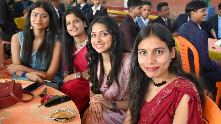 Farewell — Class XII at Sunbeam School Ballia — photograph 4 of 14