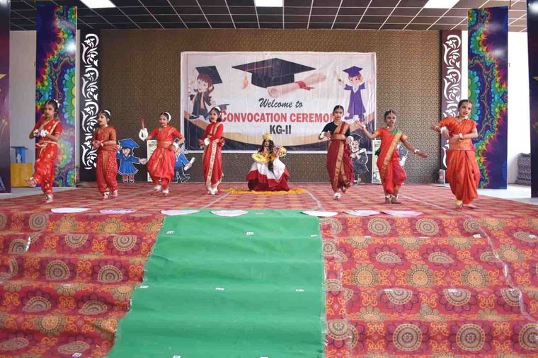 KG Convocation and KG Farewell at Sunbeam School Ballia — photograph 9 of 14