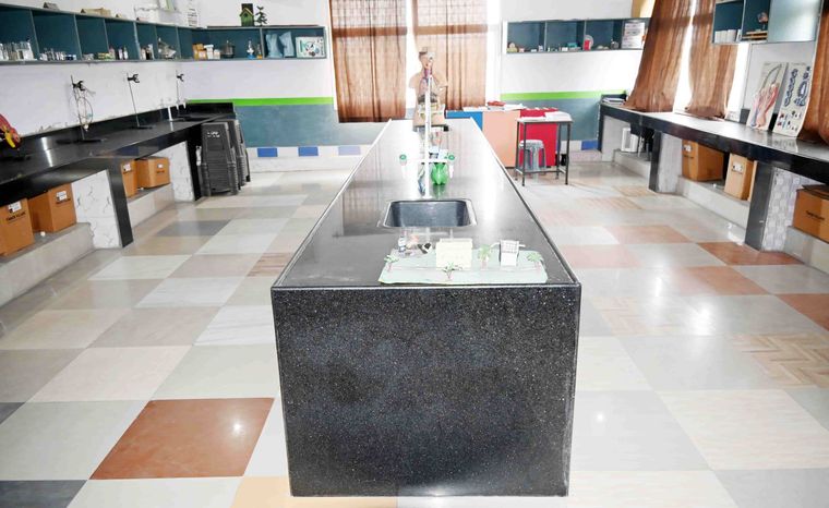 The composite science laboratory at Sunbeam School Ballia — detail 1