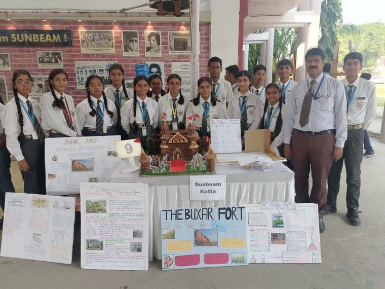 Sunbeam School Ballia students presenting their Buxar Fort project at the ETM festival in Varanasi — photograph 2 of 2