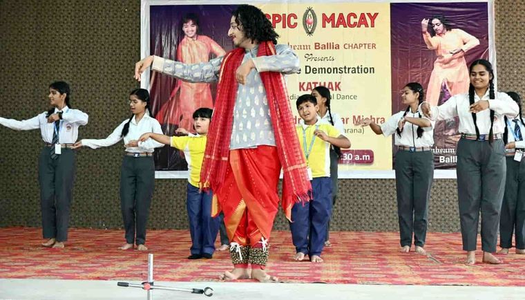 SPIC MACAY at Sunbeam School Ballia — photograph 8 of 8