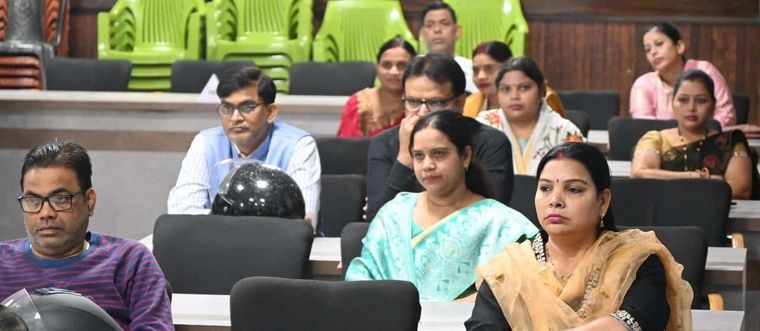 Parents seated together at a Parents’ Forum session at Sunbeam School Ballia.