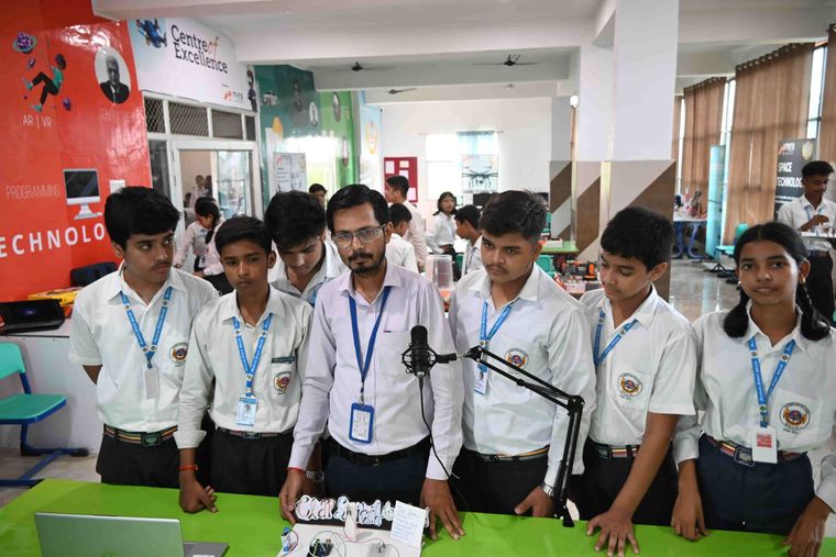 Atal Tinkering Lab projects at Sunbeam School Ballia — photograph 2 of 10
