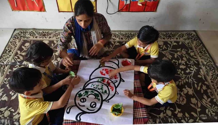 Creepy Crawly — a KG activity at Sunbeam School Ballia — photograph 3 of 12