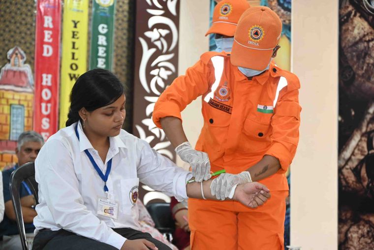 NDRF disaster-response session at Sunbeam School Ballia — photograph 5 of 21
