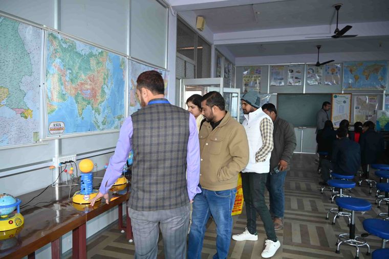 Parent Orientation Programme at Sunbeam School Ballia — photograph 8 of 15