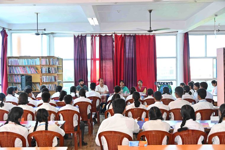 Students’ Forum at Sunbeam School Ballia — photograph 3 of 4