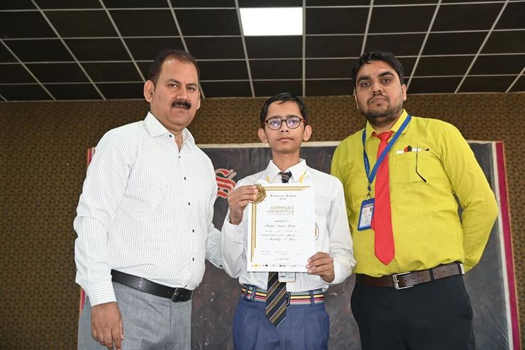 Prize Distribution to Rank holders 2023-24 at Sunbeam School Ballia — photograph 25 of 81