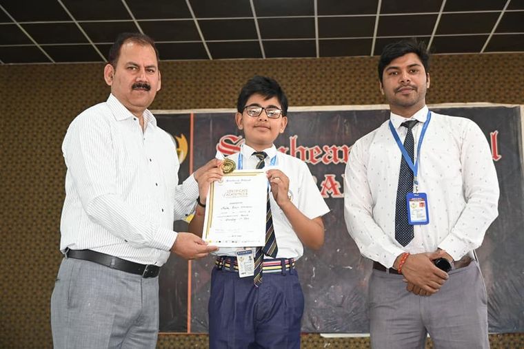Prize Distribution to Rank holders 2023-24 at Sunbeam School Ballia — photograph 29 of 81