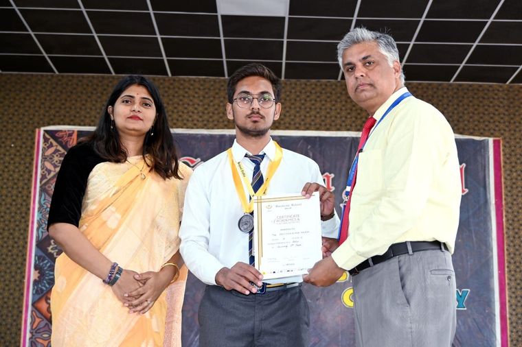 Prize Distribution to Rank holders 2023-24 at Sunbeam School Ballia — photograph 80 of 81