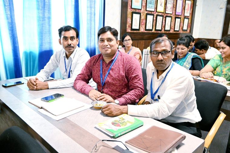 En riching Session with Mrs. Soma Singh at Sunbeam School Ballia at Sunbeam School Ballia — photograph 26 of 81