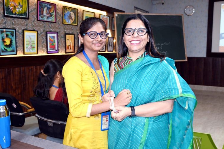 En riching Session with Mrs. Soma Singh at Sunbeam School Ballia at Sunbeam School Ballia — photograph 34 of 81