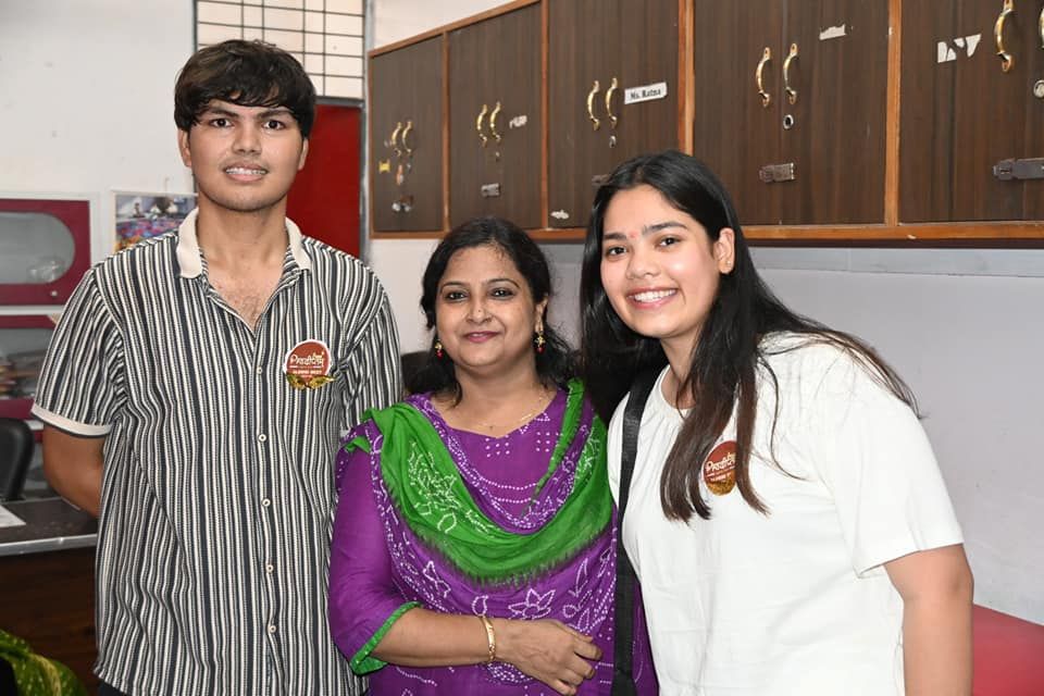 Welcoming all our alumni with love and affection in the event "Pradeeptam" Light to Vision at Sunbeam School Ballia