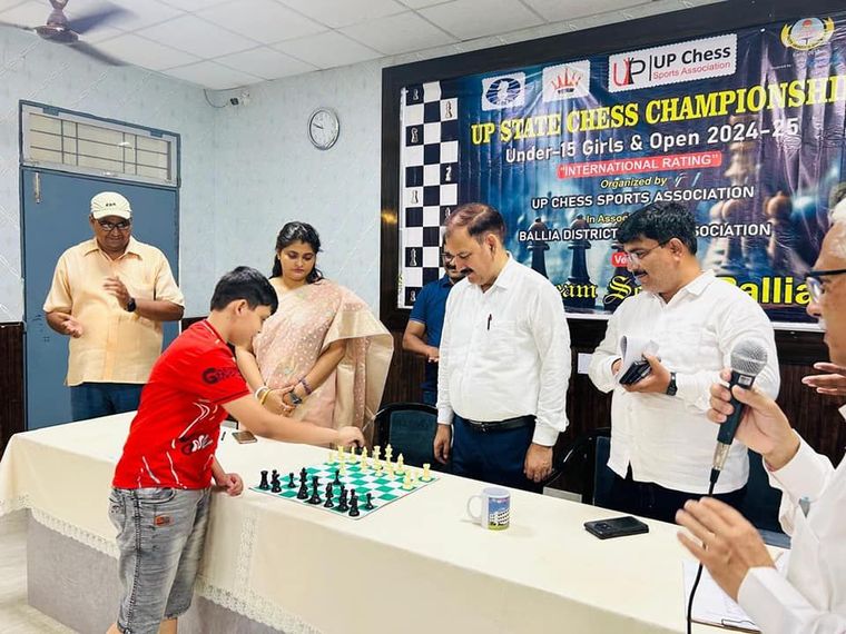 UP State Chess Championship Under-15 Open 2024-25 (Boys and Girls) International Rating at Sunbeam School Ballia — photograph 15 of 44